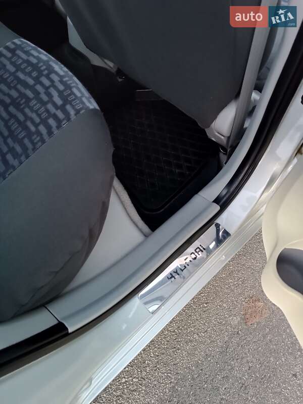 Седан Hyundai Accent 2008 в Киеве фото 22 Седан Hyundai Accent 2008 в Киеве