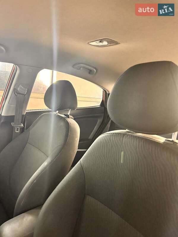 Седан Hyundai Accent 2012 в Одессе фото 37 Седан Hyundai Accent 2012 в Одессе