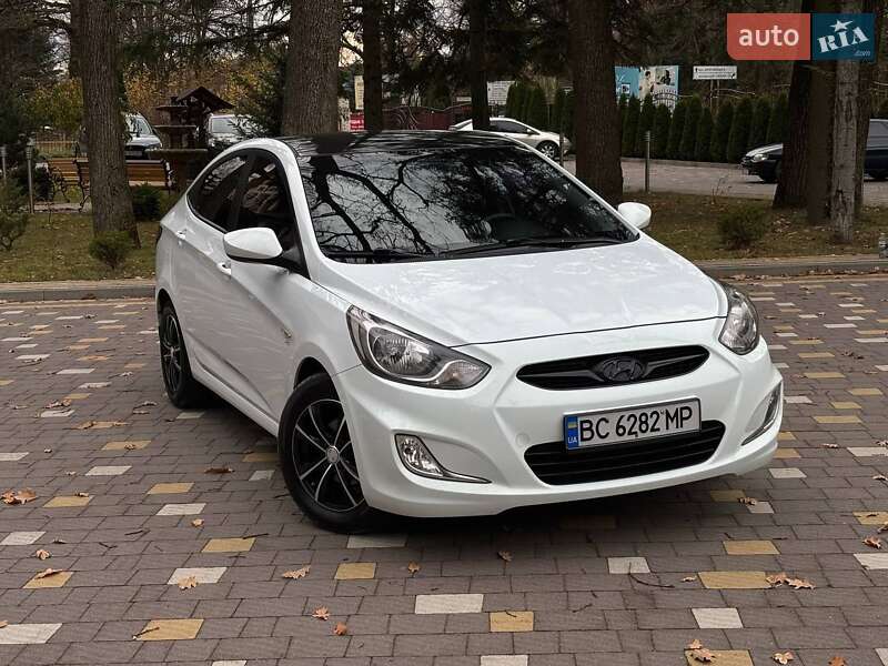 Седан Hyundai Accent 2012 в Трускавце