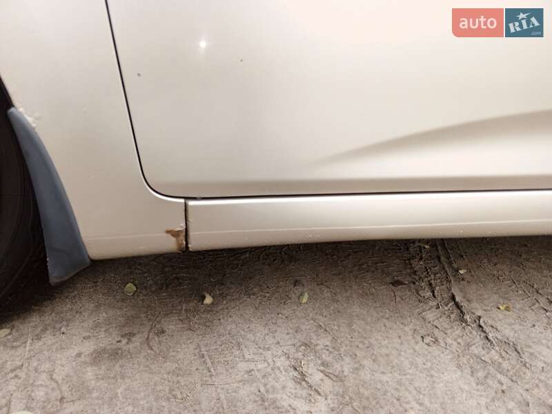 Седан Hyundai Accent 2011 в Києві фото 28 Седан Hyundai Accent 2011 в Києві