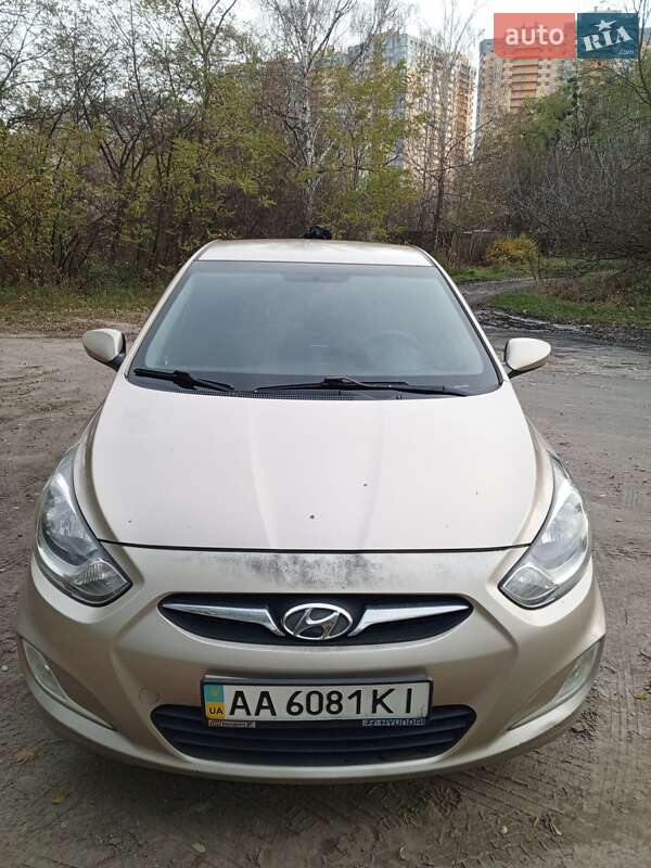 Седан Hyundai Accent 2011 в Києві фото 3 Седан Hyundai Accent 2011 в Києві