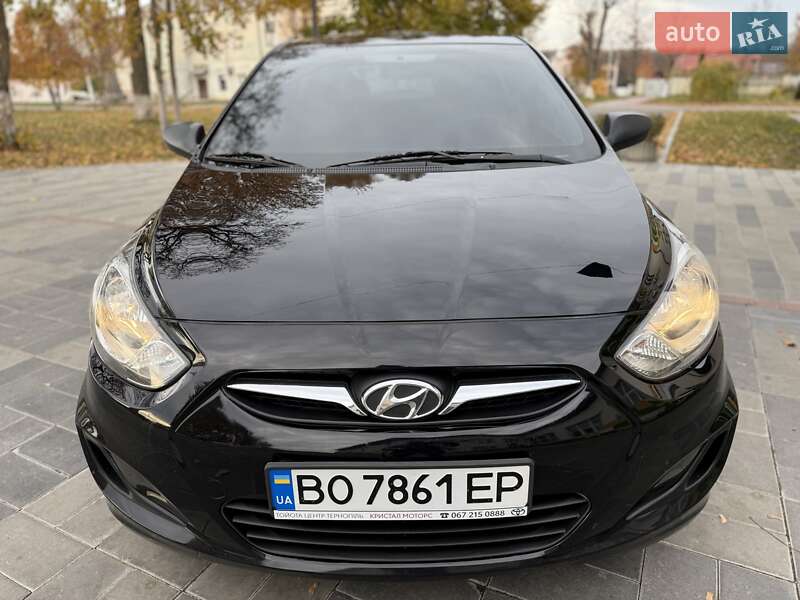 Седан Hyundai Accent 2011 в Тернополе