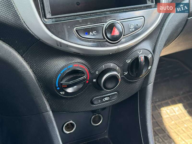 Седан Hyundai Accent 2019 в Києві фото 16 Седан Hyundai Accent 2019 в Києві