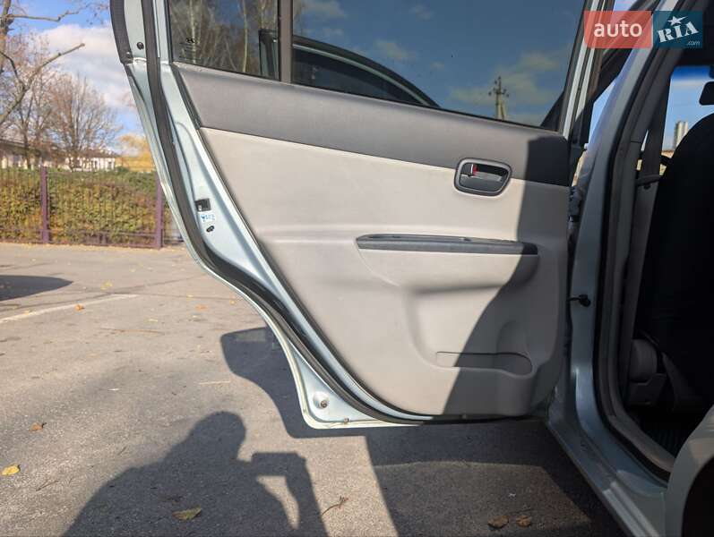 Седан Hyundai Accent 2006 в Днепре фото 3 Седан Hyundai Accent 2006 в Днепре