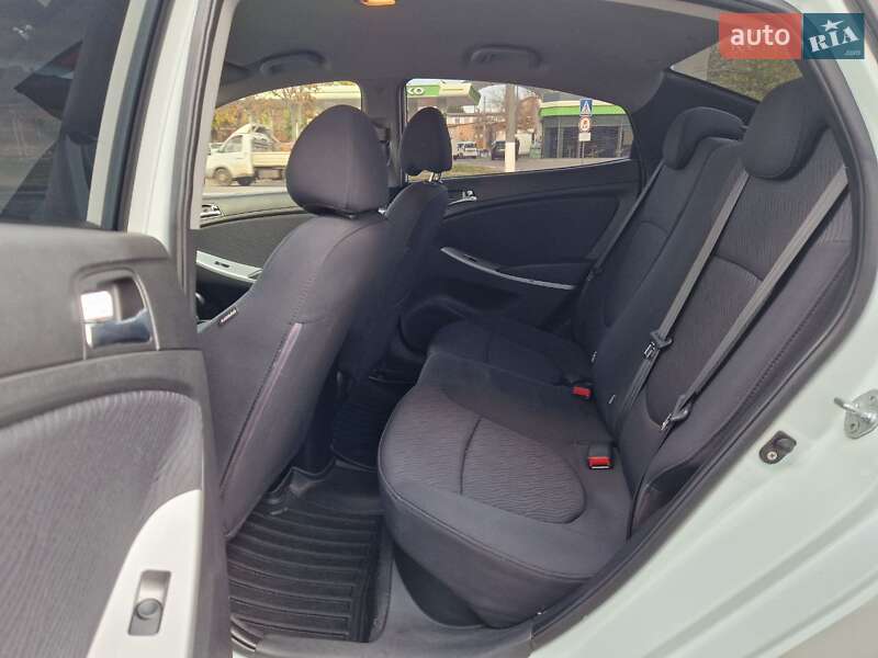 Седан Hyundai Accent 2011 в Кропивницком