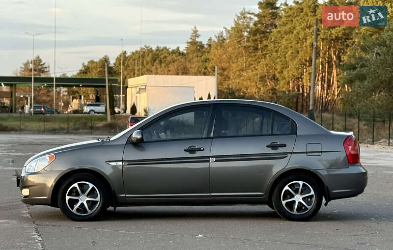 Седан Hyundai Accent 2008 в Киеве