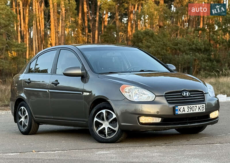 Седан Hyundai Accent 2008 в Киеве