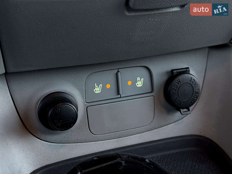 Седан Hyundai Accent 2008 в Киеве