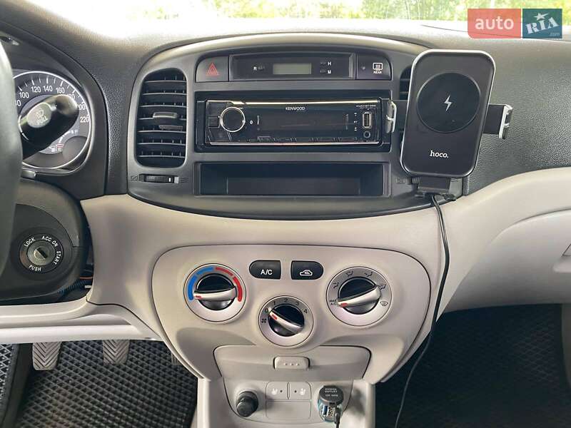 Седан Hyundai Accent 2007 в Николаеве