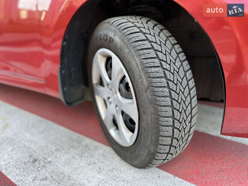 Седан Hyundai Accent 2011 в Киеве фото 14 Седан Hyundai Accent 2011 в Киеве