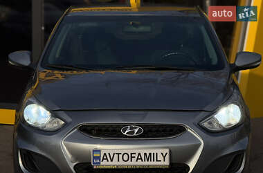 Седан Hyundai Accent 2019 в Киеве