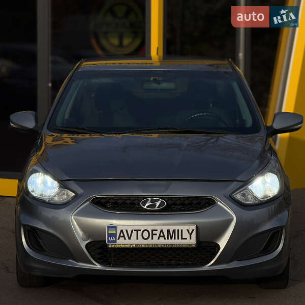 Седан Hyundai Accent 2019 в Киеве фото Седан Hyundai Accent 2019 в Киеве