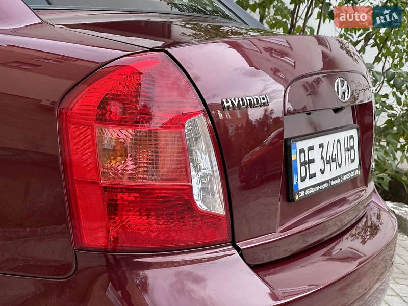 Седан Hyundai Accent 2008 в Николаеве