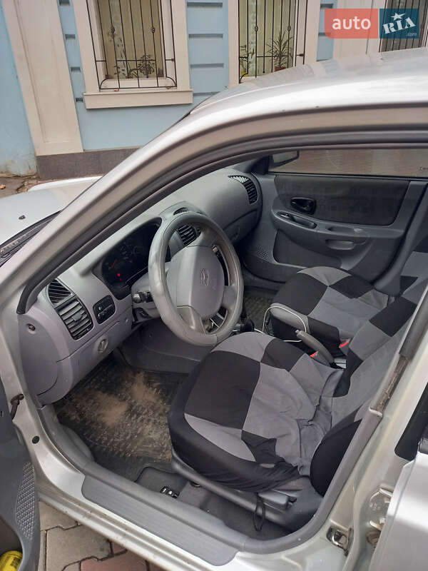 Седан Hyundai Accent 2005 в Одессе