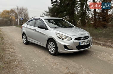 Седан Hyundai Accent 2013 в Василькове