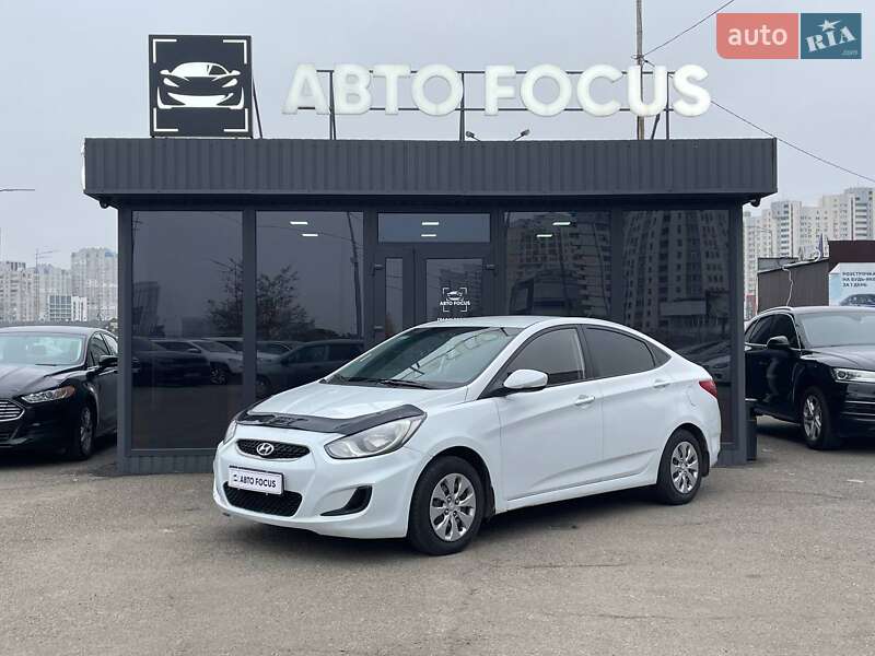 Седан Hyundai Accent 2018 в Киеве фото 4 Седан Hyundai Accent 2018 в Киеве