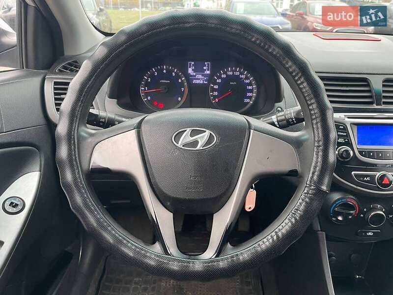 Седан Hyundai Accent 2018 в Киеве фото 14 Седан Hyundai Accent 2018 в Киеве