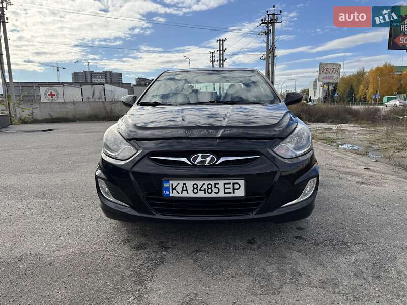 Седан Hyundai Accent 2011 в Киеве фото Седан Hyundai Accent 2011 в Киеве