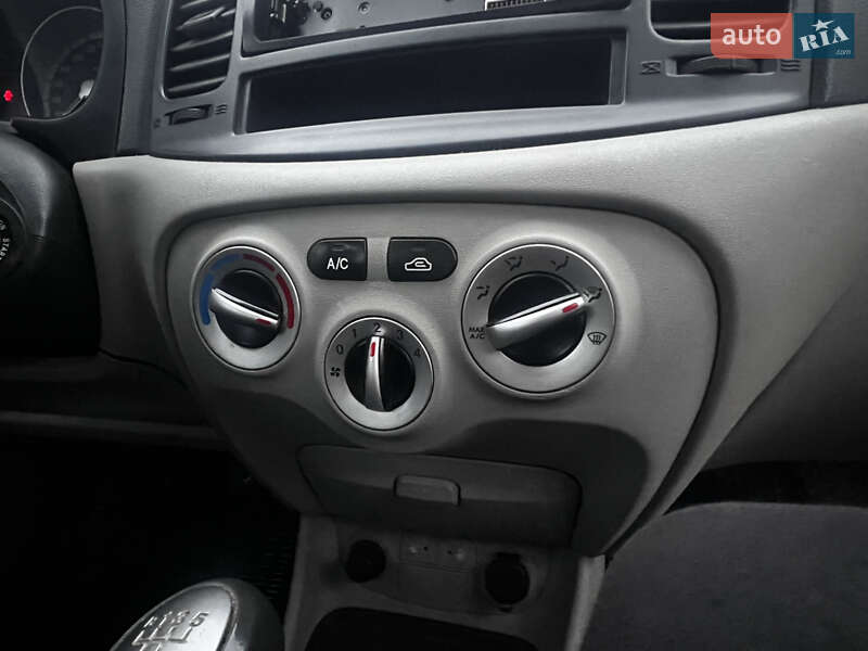 Седан Hyundai Accent 2008 в Чернигове фото 6 Седан Hyundai Accent 2008 в Чернигове