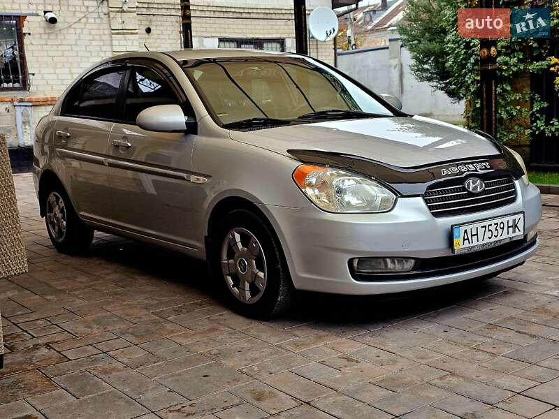 Седан Hyundai Accent 2007 в Днепре