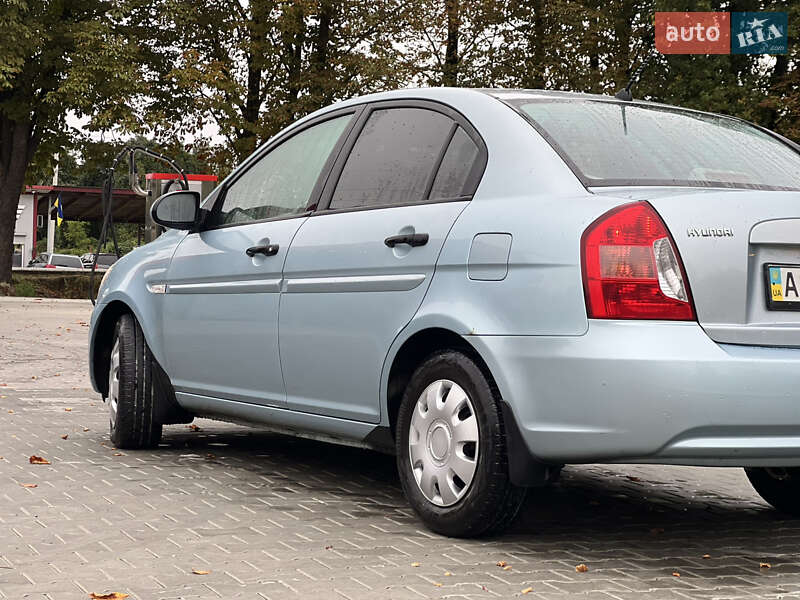 Седан Hyundai Accent 2007 в Стрию