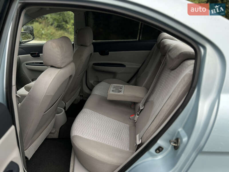 Седан Hyundai Accent 2007 в Стрию