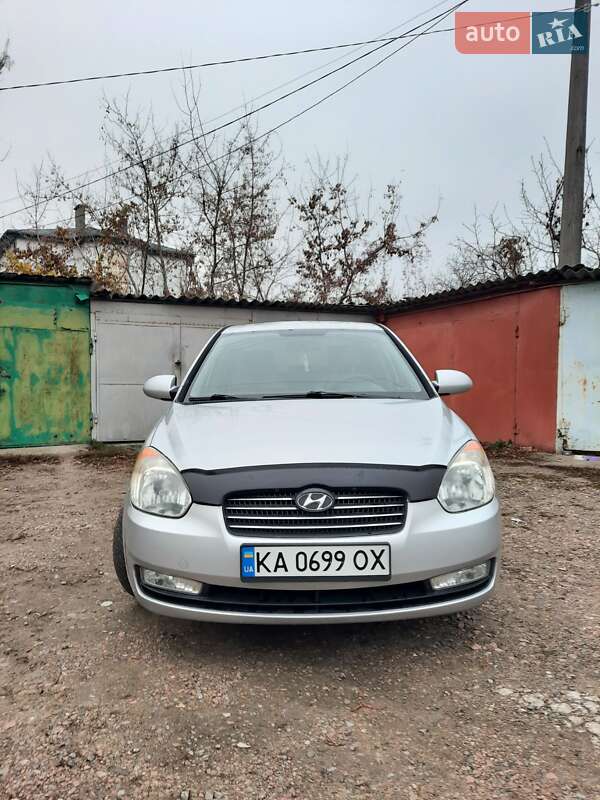 Седан Hyundai Accent 2008 в Киеве