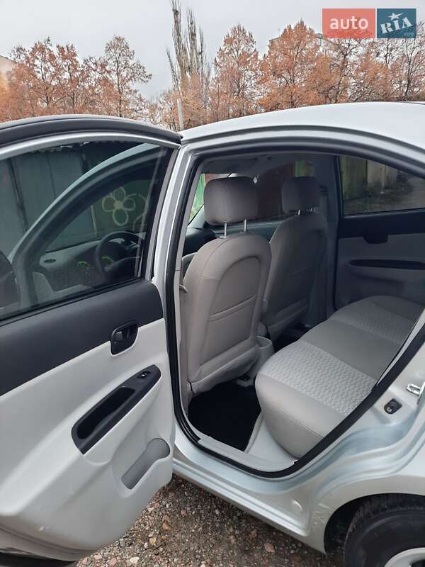 Седан Hyundai Accent 2008 в Киеве