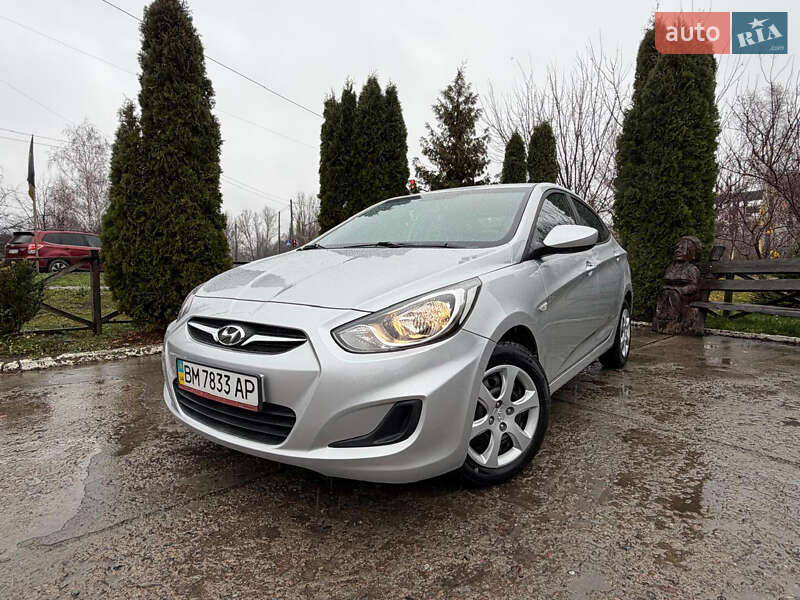 Седан Hyundai Accent 2011 в Сумах