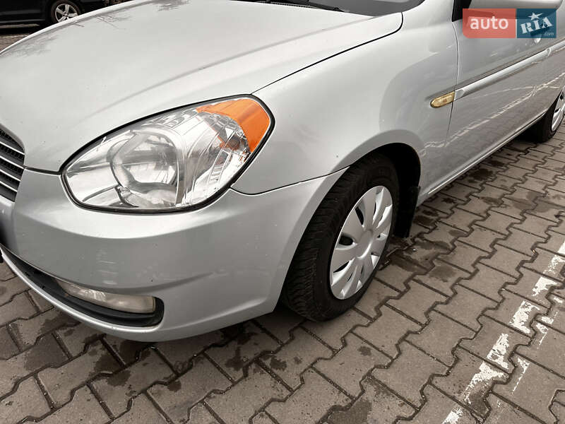 Седан Hyundai Accent 2008 в Кривом Роге