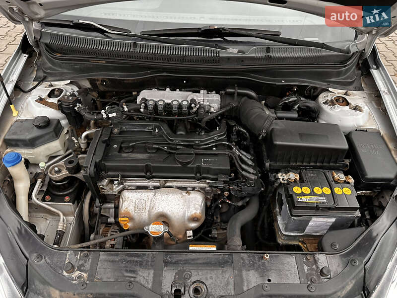 Седан Hyundai Accent 2008 в Кривом Роге