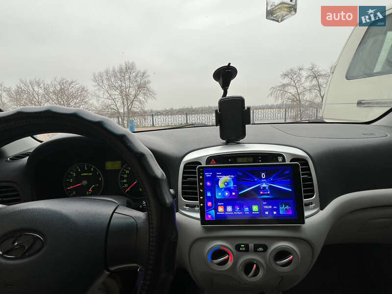 Седан Hyundai Accent 2008 в Киеве