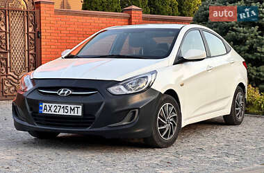 Седан Hyundai Accent 2015 в Харкові