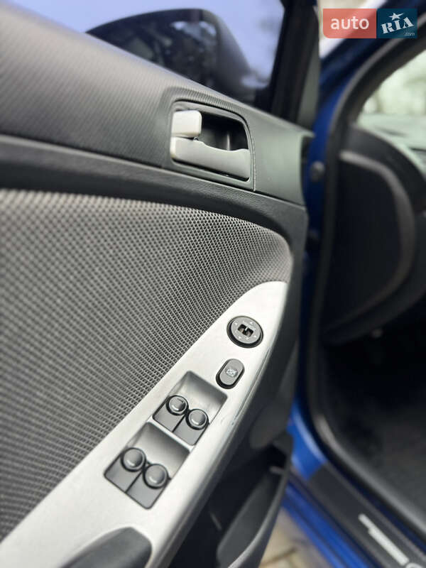 Седан Hyundai Accent 2013 в Дергачах фото 17 Седан Hyundai Accent 2013 в Дергачах