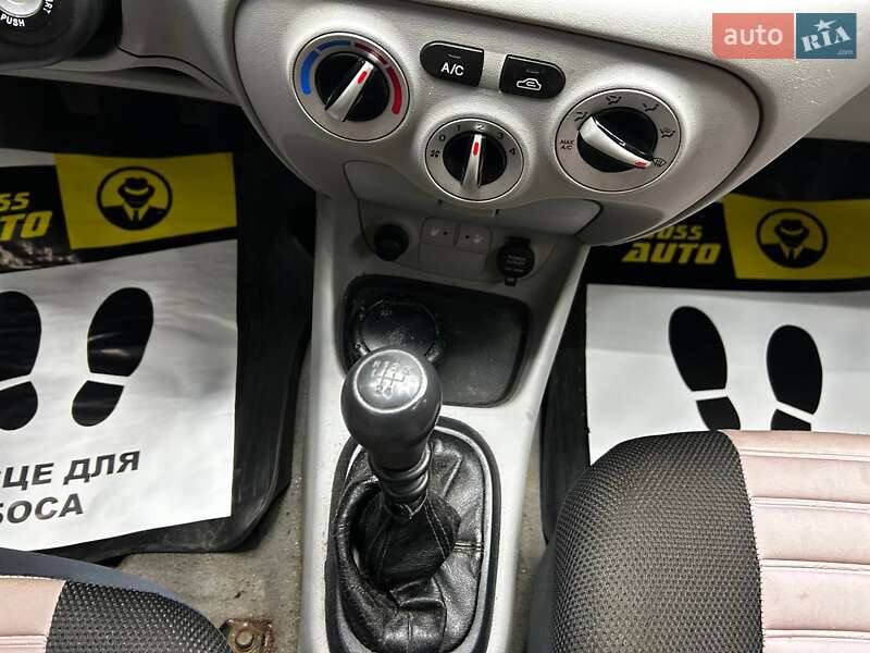 Седан Hyundai Accent 2008 в Черновцах фото 16 Седан Hyundai Accent 2008 в Черновцах