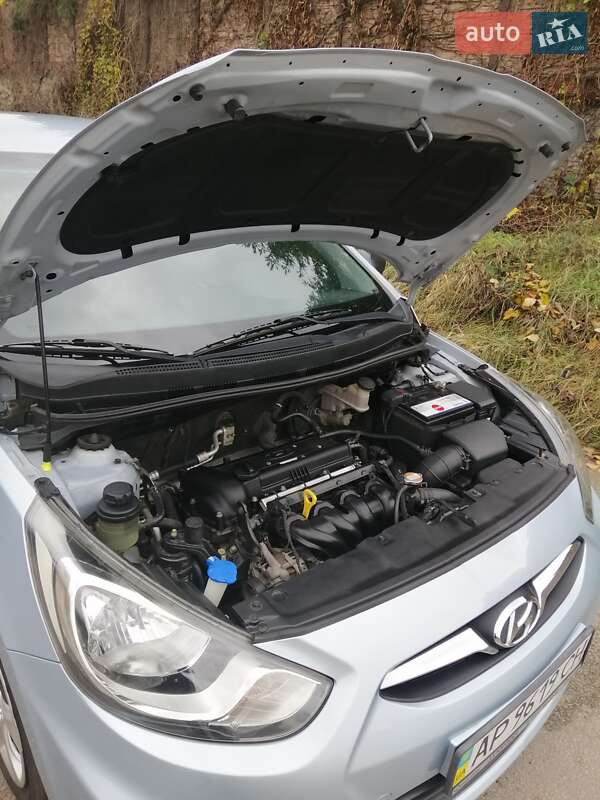 Седан Hyundai Accent 2012 в Запоріжжі