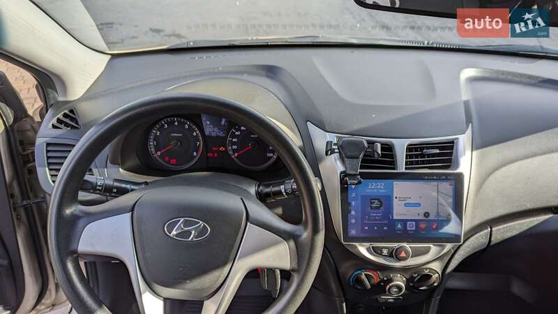 Седан Hyundai Accent 2012 в Києві