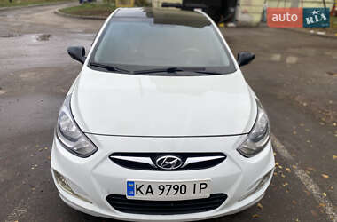Хетчбек Hyundai Accent 2012 в Харкові