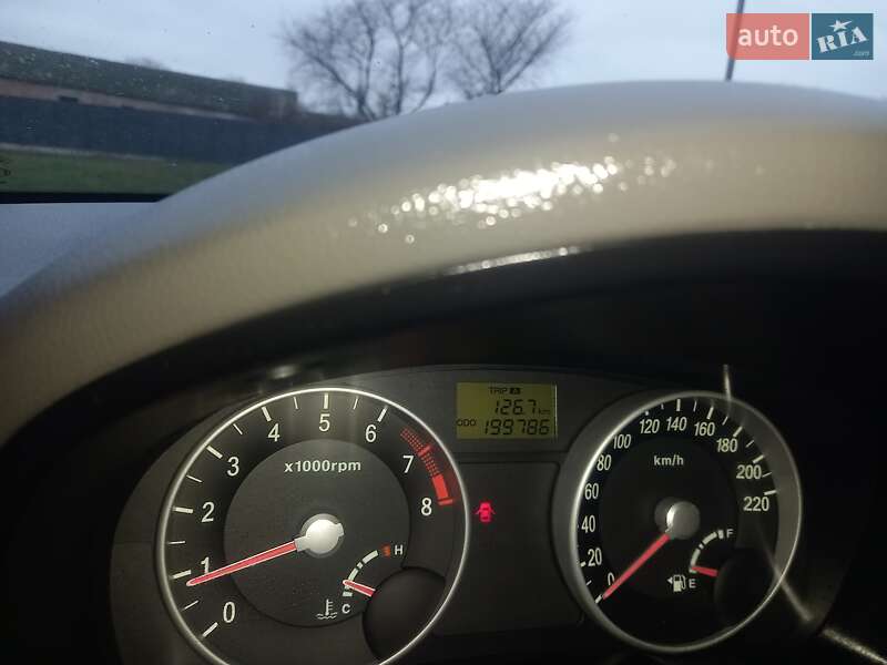 Седан Hyundai Accent 2007 в Сребном фото 12 Седан Hyundai Accent 2007 в Сребном