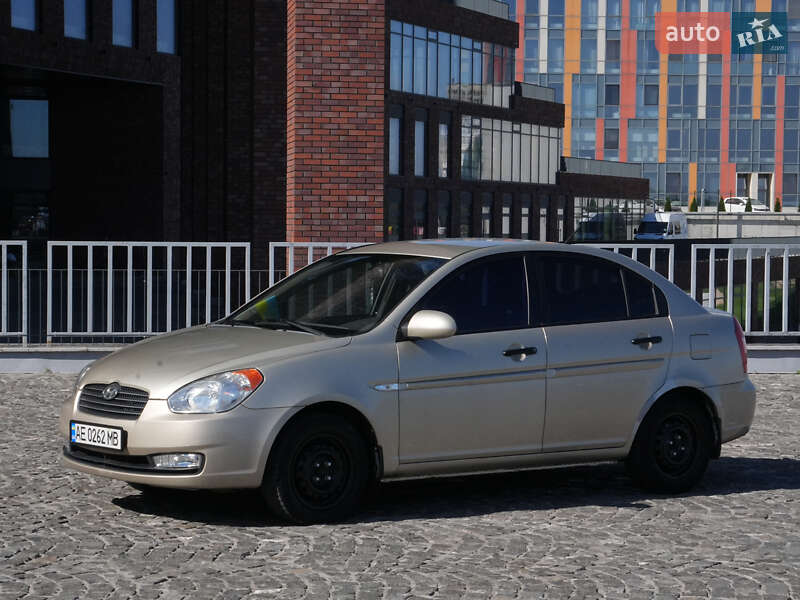 Седан Hyundai Accent 2008 в Дніпрі