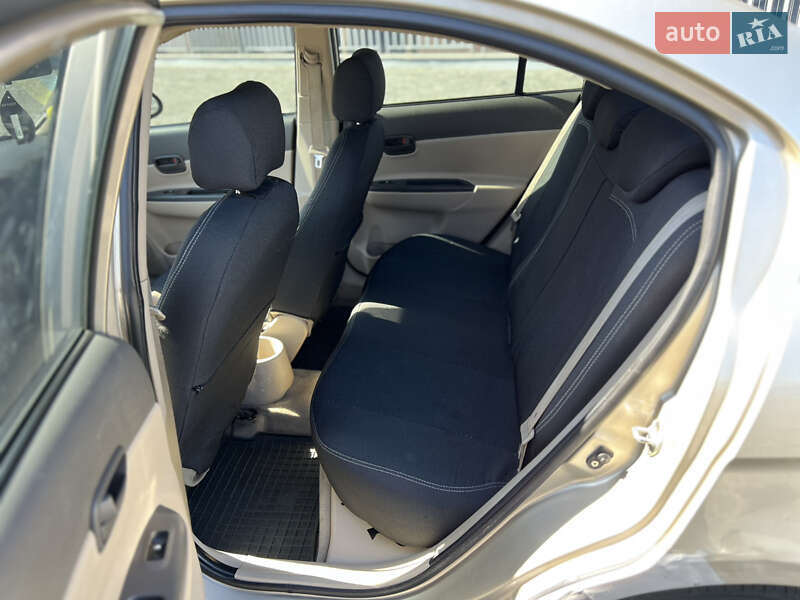 Седан Hyundai Accent 2008 в Дніпрі