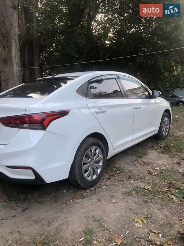 Седан Hyundai Accent 2017 в Кам'янському