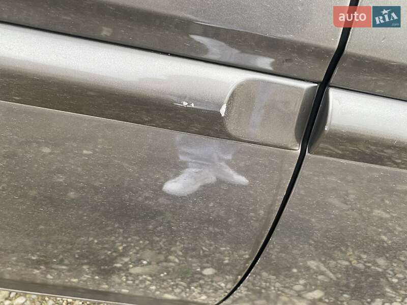 Седан Hyundai Accent 2009 в Буштыне