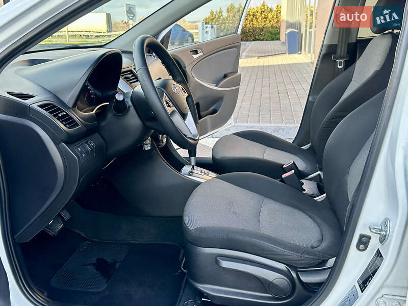 Седан Hyundai Accent 2013 в Дніпрі фото 11 Седан Hyundai Accent 2013 в Дніпрі