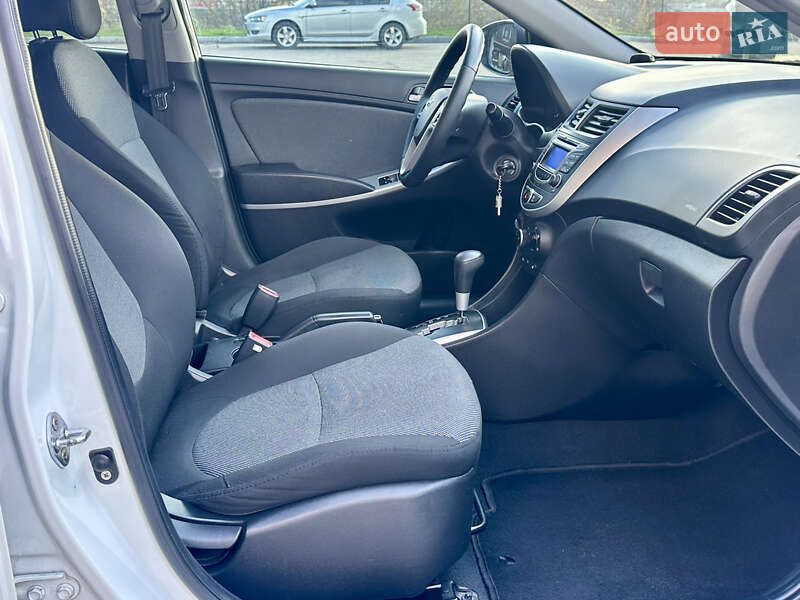 Седан Hyundai Accent 2013 в Дніпрі фото 16 Седан Hyundai Accent 2013 в Дніпрі