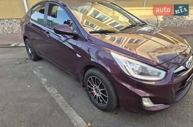 Седан Hyundai Accent 2013 в Києві