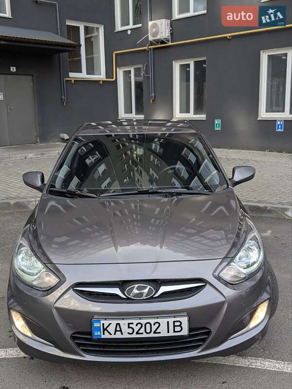Седан Hyundai Accent 2011 в Чернігові фото 10 Седан Hyundai Accent 2011 в Чернігові