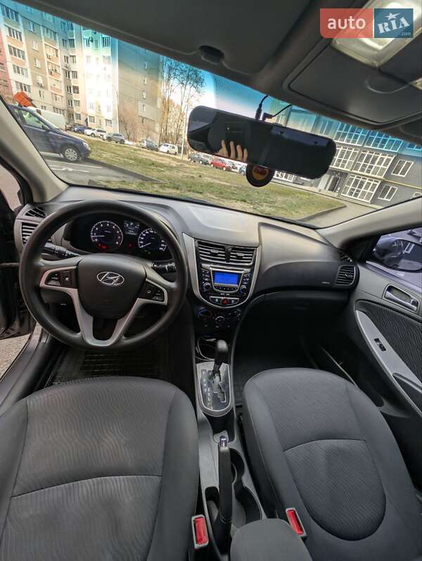 Седан Hyundai Accent 2011 в Чернігові фото 20 Седан Hyundai Accent 2011 в Чернігові