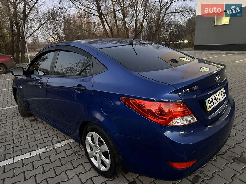 Седан Hyundai Accent 2013 в Хмельницькому фото 27 Седан Hyundai Accent 2013 в Хмельницькому