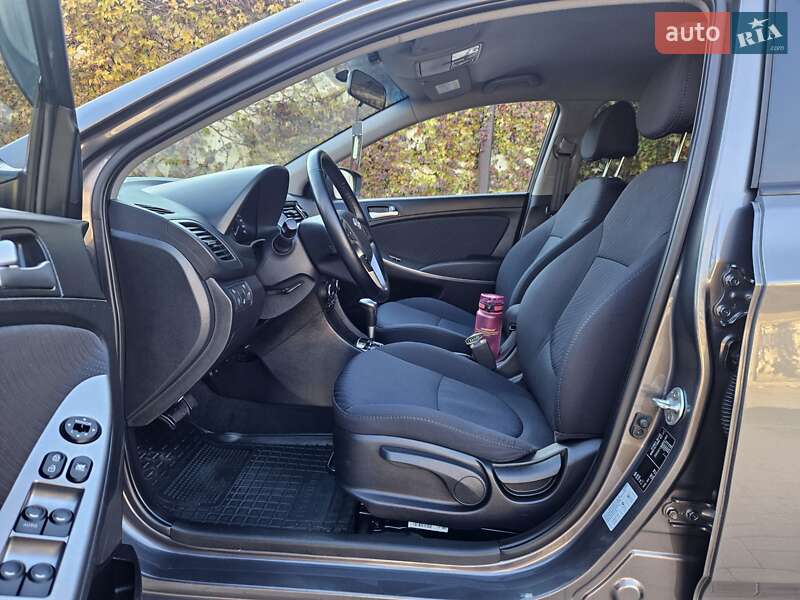 Седан Hyundai Accent 2016 в Одессе фото 31 Седан Hyundai Accent 2016 в Одессе